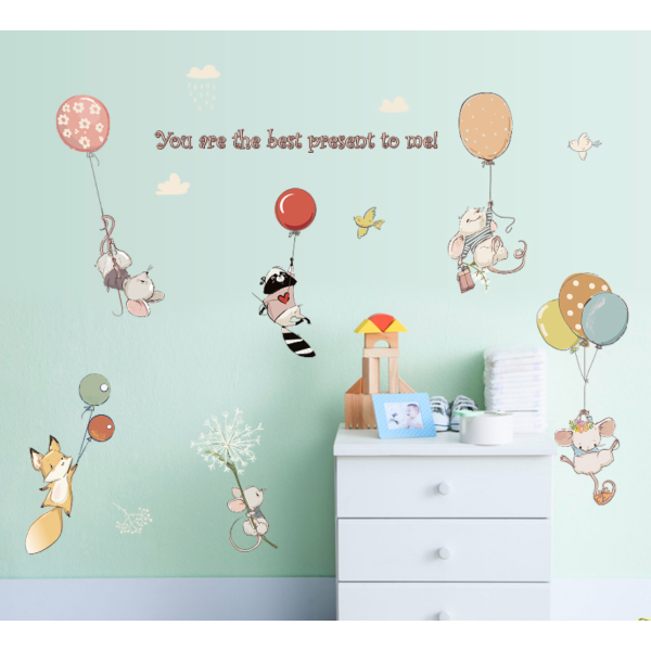 Sticker Mural - Petits Animaux avec des Ballons